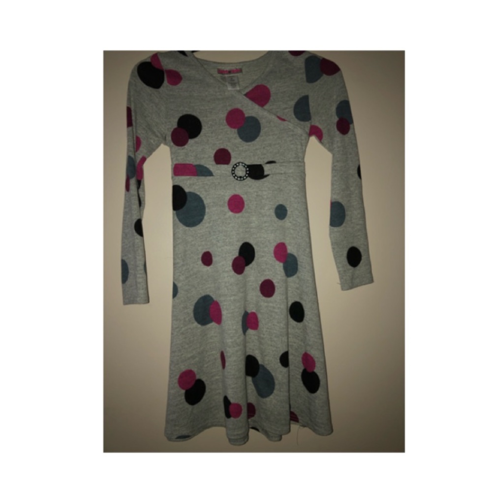 Grey dress with circle design and built in belt
